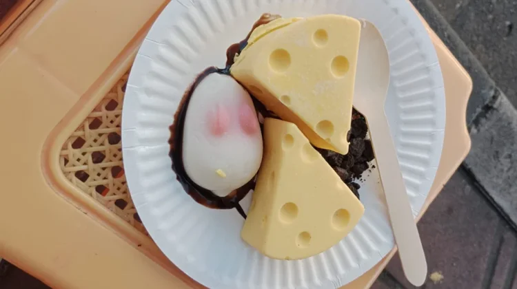 Es Krim Unik Dekat Tugu Yogyakarta Mencuri Perhatian Wisatawan
