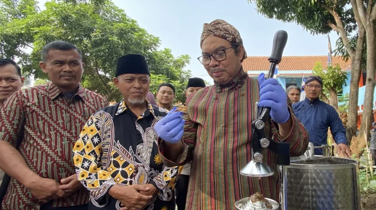 Dobrak Keterbatasan, Panti Asuhan Muhammadiyah Panen Madu "Surya Asy-Sifa"