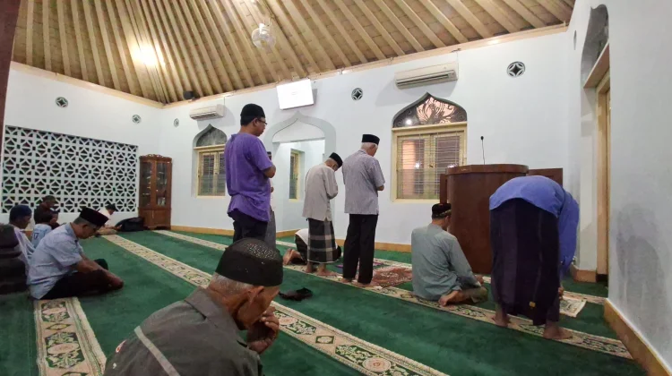 Hikmah Wudu bagi Kesehatan Fisik dan Pembentukan Moral Kaum Muslimin