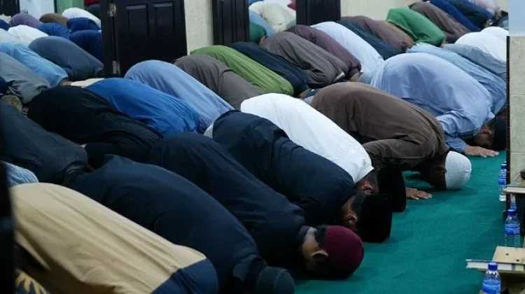 Pentingnya Rasa Syukur dan Menjaga Nikmat Iman Islam