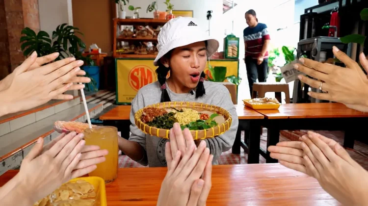 Penyetan Sedep Mantep Sajikan Sensasi Pedas Favorit Pecinta Kuliner Yogyakarta