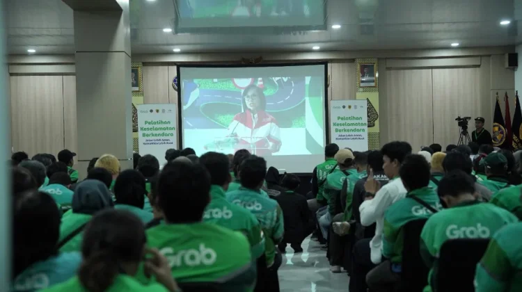 Gandeng Kemenhub dan AISI, Grab Tingkatkan Keselamatan Berkendara 1.052 Mitra