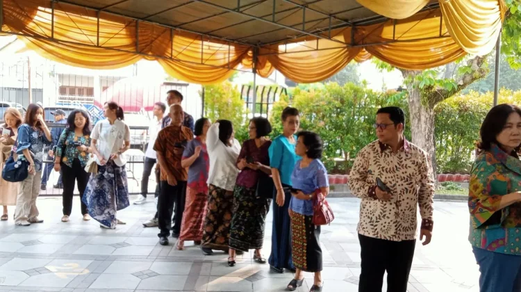 Misa Tahbisan Imam SJ di Kotabaru Yogyakarta Berlangsung Khidat