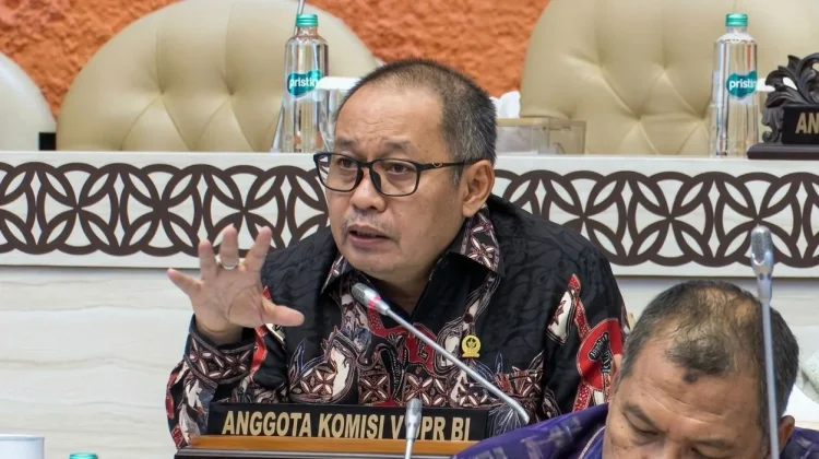 Bongkar Borok Operator KMP Mutiara Sentosa 2, Komisi V DPR Dorong Peninjauan Serius