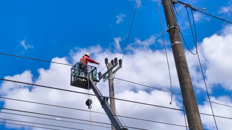 Sambut HUT RI ke 81, PLN Hadirkan Terang Merdeka