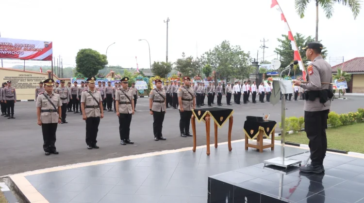 Kapolres Kulon Progo Pimpin Sertijab PJU dan Kapolsek Jajaran