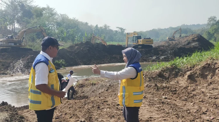Atasi Sedimentasi, BBWS Serayu Opak Lakukan Normalisasi Sungai Serang