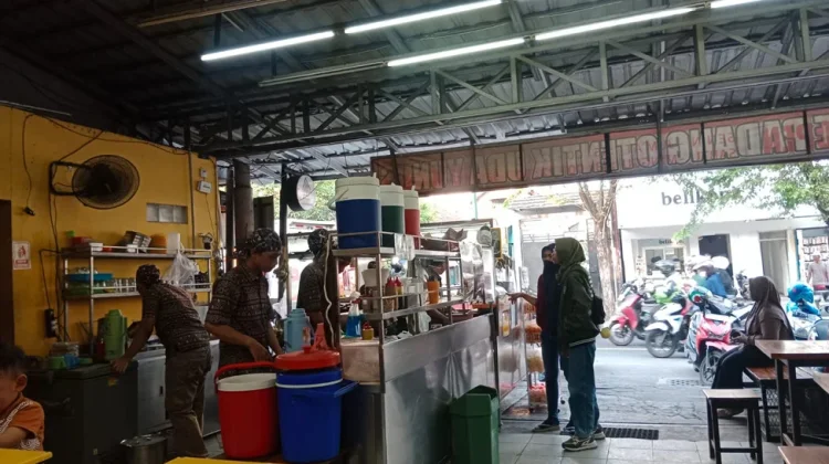 Sate Padang Uda Yunus Hadirkan Cita Rasa Minang Otentik Yogyakarta