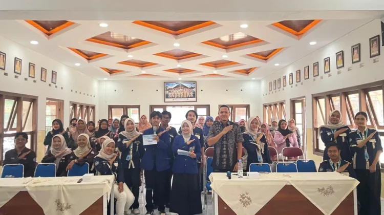 UNY Perkuat Pemasaran Digital Produk Olahan Ikan Desa Unggulan