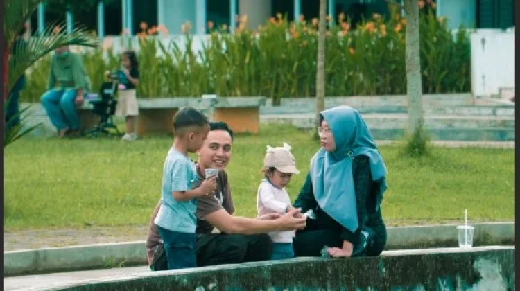 Membangun Keluarga Harmonis Berdasarkan Nilai-Nilai Keimanan dan Ketaqwaan