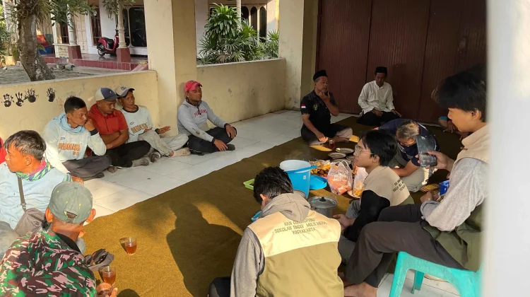 Tradisi 'Slametan' Sambut Pembangunan Desa Sabrang