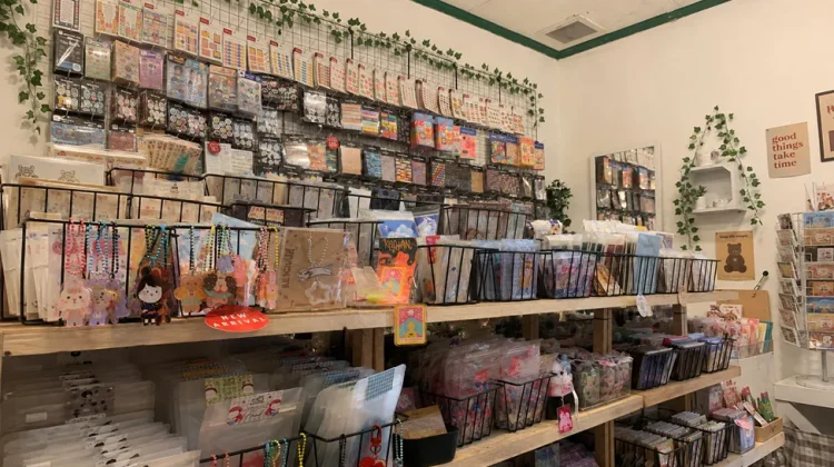 Artlinx Store Sleman, Surga Stationery dan Pernak-Pernik Lucu
