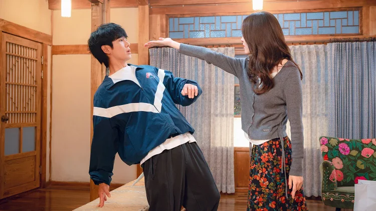 Kisah Jung Hae In & Ha Young di Our Sticky Love Tempati Peringkat Dua Netflix Global