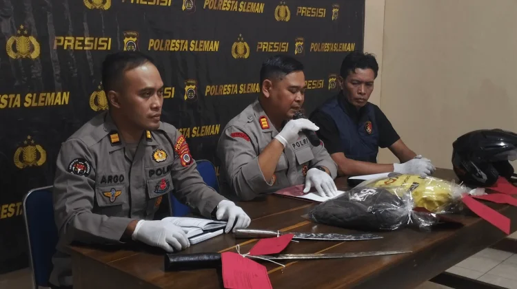 Helm Selamatkan Nyawa Buruh Pakem dari Bacokan Begal Bersenjata Bendo