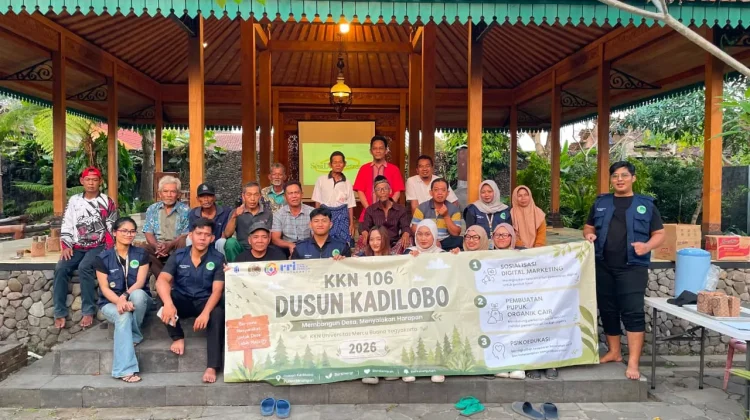 KKN UMBY Edukasi Petani Olah Urin Kambing Jadi Pupuk Organik Cair