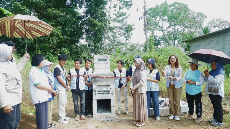 KKN UGM Hadirkan Insinerator, Bantu Desa Tamansari Atasi Sampah