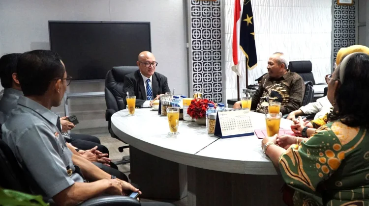 Terima Audiensi FH Janabadra, Agung Dukung Kelas Magister Kenotariatan