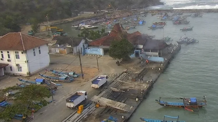 DIY Cerah Hari Ini, namun Masyarakat agar Waspada Potensi Ombak Besar Laut Selatan