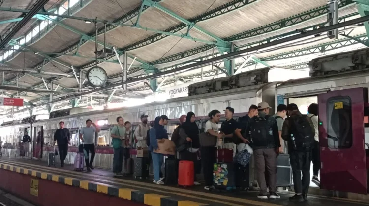 Rayakan Kemerdekaan Ke-81 RI, Tiket Kereta Api Diskon 17 Persen