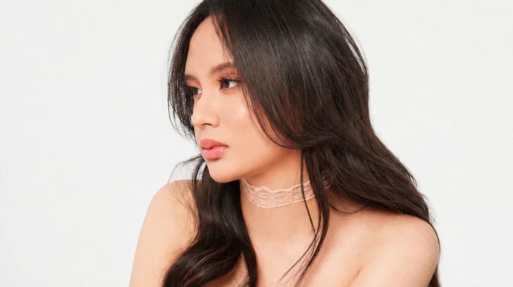 Dinda Ghania Rilis 'Half Of Me' di Prambanan Jazz Festival 2026