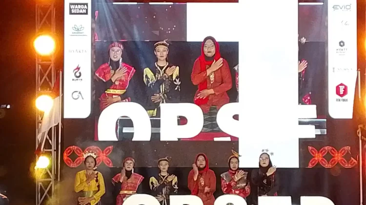Semangat Gotong-Royong Warnai Malam Tirakatan di Sedan