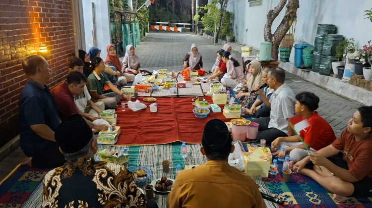 Malam Tirakatan HUT ke-81 RI, Warga Rejosari Sleman Pererat Kerukunan