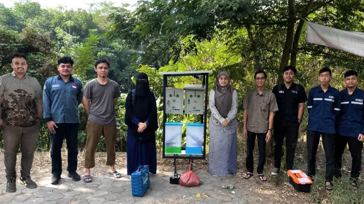 Tim UGM Kembangkan Alat Pakan Ikan Otomatis Panel Surya di Sleman