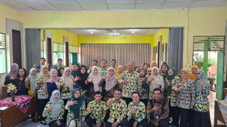 Workshop UNY Perkuat Disposisi Matematika Guru Kulon Progo
