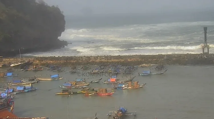 Kamis, 20 Agustus Hari Ini DIY Cerah, tapi Ombak Besar Laut Selatan Perlu Diwaspadai
