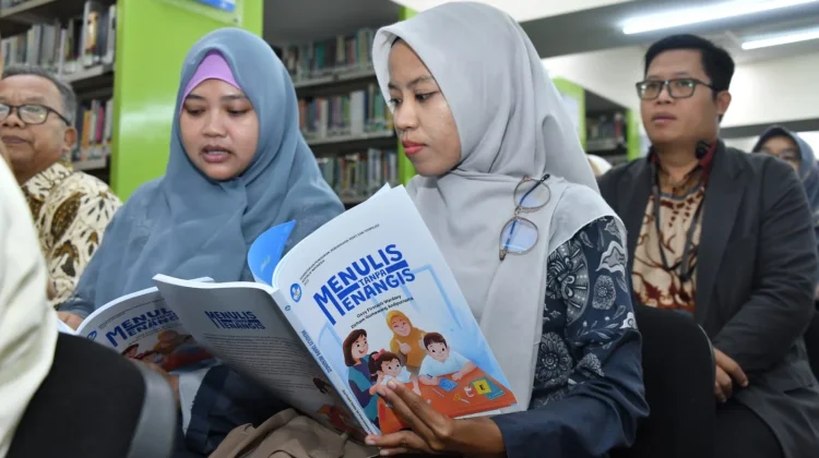 Kemendikdasmen Gelar Bedah Buku Menulis tanpa Menangis