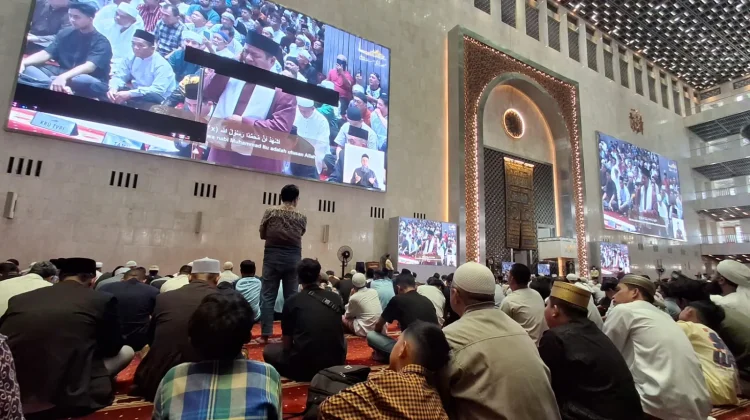 Hari Ini, Muhammadiyah Instruksikan Infak Salat Jumat untuk Bantu Korban Gempa NTT