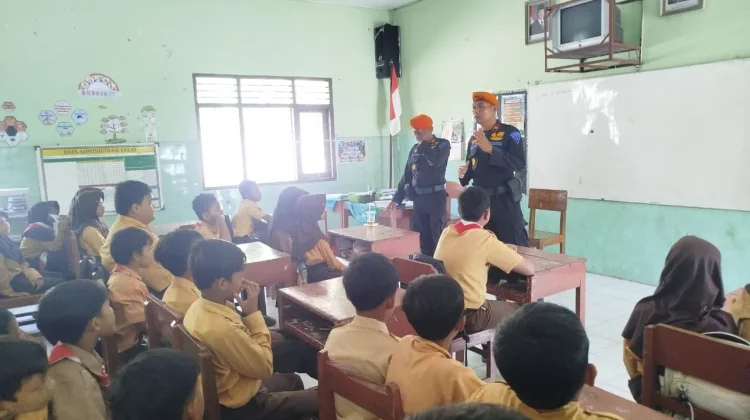 Guru dan Siswa Disasar Edukasi Keselamatan Perjalanan Kereta Api
