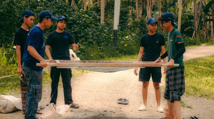 Cegah Sampah Langsung ke Laut, Mahasiswa KKN UGM Tanamkan Budaya Olah Sampah