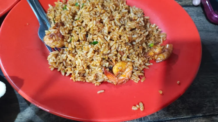Sejarah Nasi Goreng Kuliner Tradisional yang Kini Mendunia