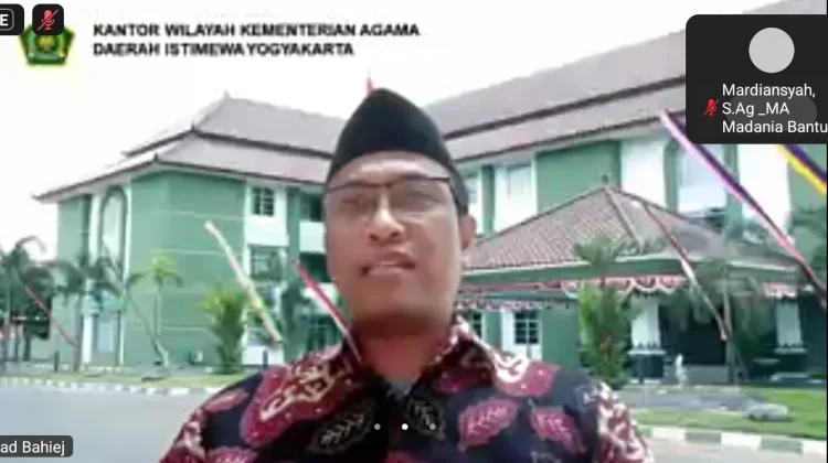 MA Madania Bantul Tingkatkan Profesionalisme Kehumasan