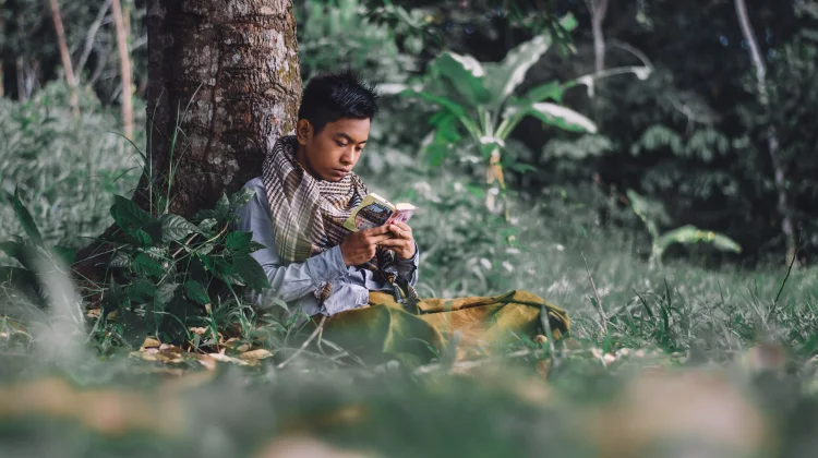 Pentingnya Menuntut Ilmu Menurut Ustadz Sukirman di RRI Yogyakarta
