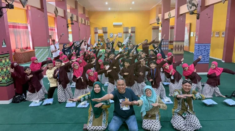 Pajak Bertutur Kenalkan Manfaat Pajak kepada Siswa SD