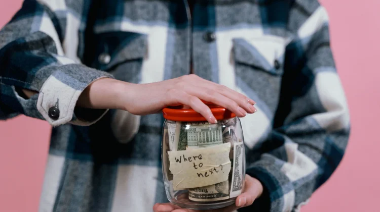 Menabung Saja Belum Cukup: Saatnya Mengenal Fondasi Keuangan
