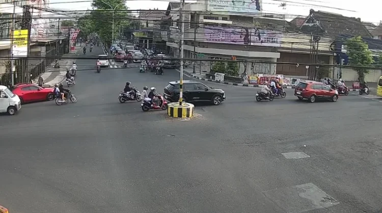 Cuaca DIY Senin, Hujan Berpotensi Mengguyur Bantul, Kulon Progo, dan Gunungkidul