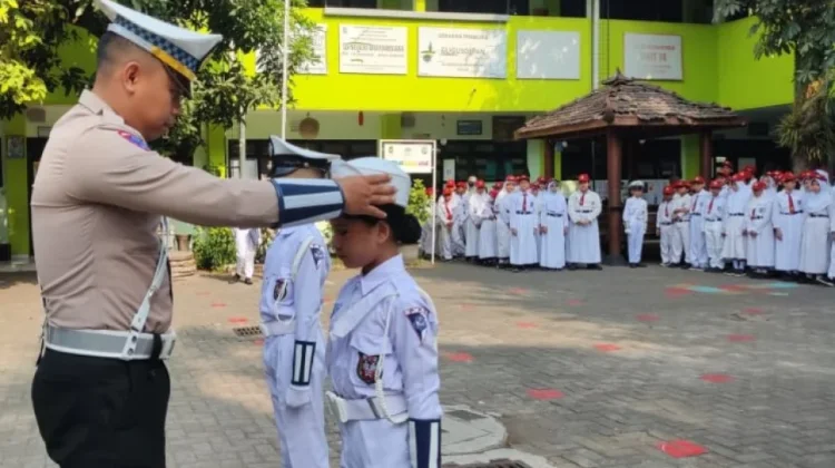 Pelantikan Patroli Keamanan Sekolah di SD Negeri Bhayangkara