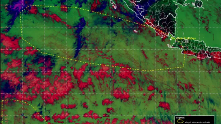 Erupsi Anak Krakatau: BMKG Catat Sebaran Abu Tutup Delapan Bandara