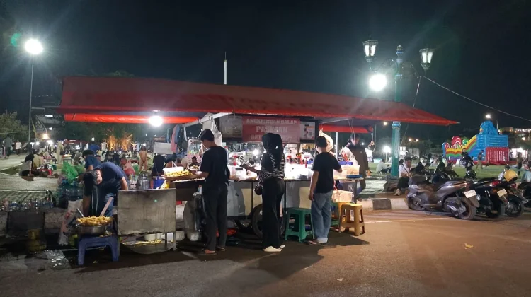Angkringan Balap Paseban, Populer dan Terlaris di Alun-Alun Bantul