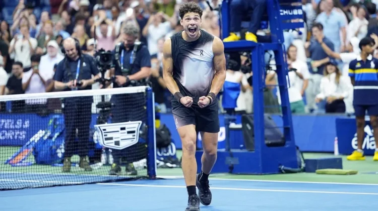 Tumbangkan Alcaraz, Ben Shelton raih Tiket Semifinal US Open 2026