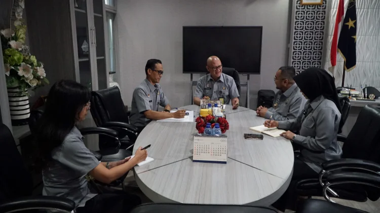 Pimpin Koordinasi Internal, Agung Rektono Seto Bahas Target Kinerja B09