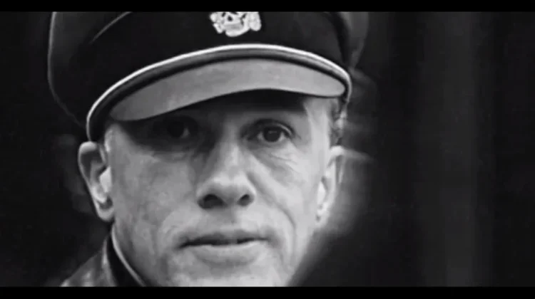 Hans Landa, Villain Tenang dengan Kecerdasan Linguistik Mematikan