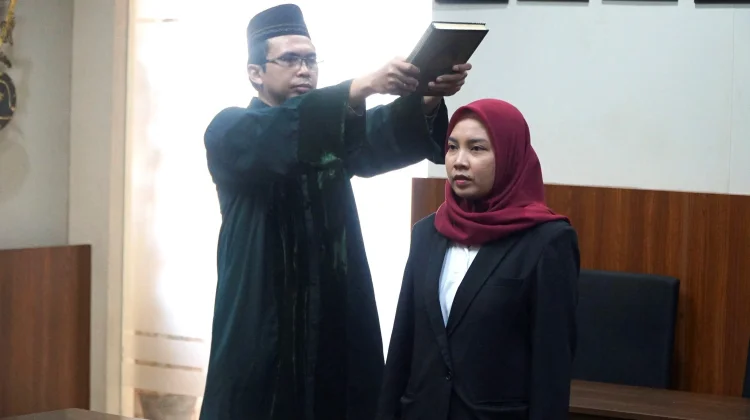 Dhea Permata Kirana Resmi Dilantik sebagai Notaris Pengganti di Sleman