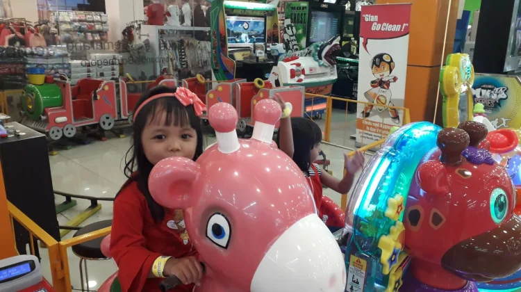 Mainan Anak di Tengah Serbuan Layar Gawai, Apakah Masih Bermanfaat?