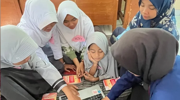 Program MENCARE UNY Dorong Kemandirian Menstruasi Murid Putri SLB Prambanan