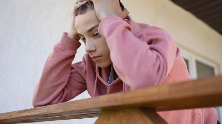 Mengenal 2 Fase Bipolar Disorder Remaja yang Wajib Diketahui Orang Tua