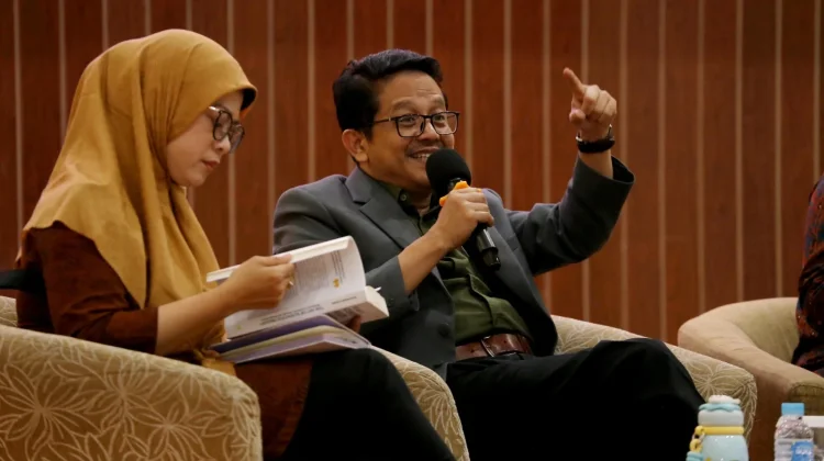Rektor UIN Sunan Kalijaga Soroti Penggunaan AI sebagai Jalan Pintas Karya Ilmiah